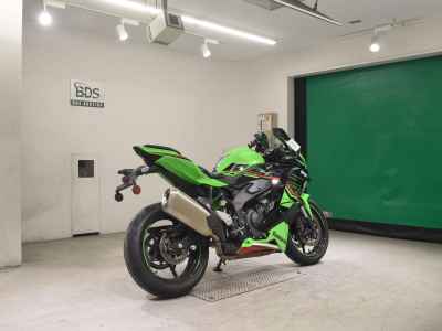 Kawasaki Ninja ZX-4RR 2023