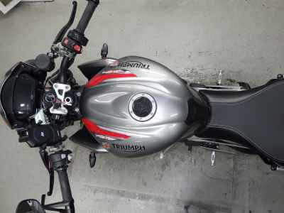 Triumph Street Triple RS 2021