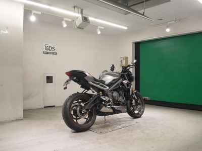 Triumph Street Triple RS 2021