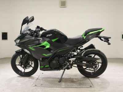 Kawasaki Ninja 400 2023