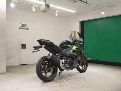 Kawasaki Ninja 400 2023