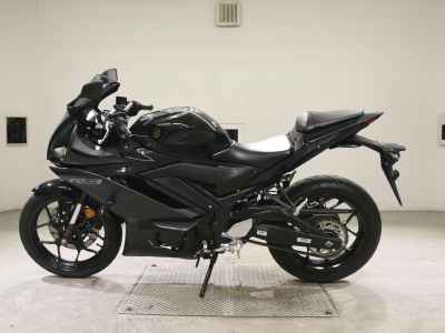 Yamaha YZF-R3 2024