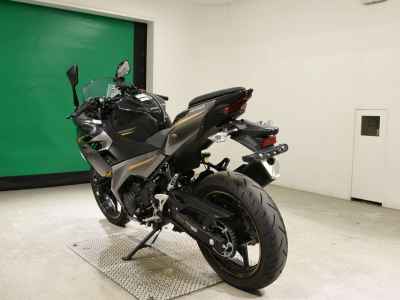 Kawasaki Ninja 400 2023