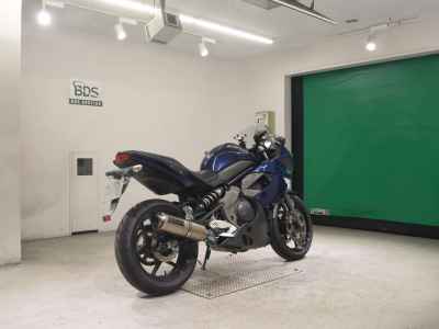 Kawasaki Ninja 400R 2011