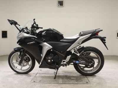 Honda CBR250R 2011