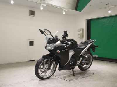 Honda CBR250R 2011