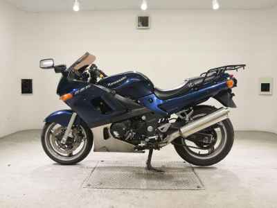 Kawasaki ZZR400 2007