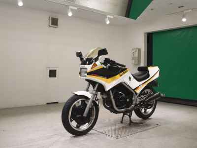 Honda VT250F Xelvis