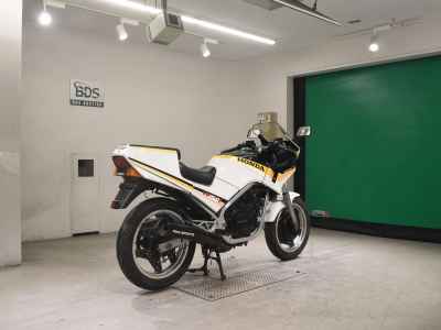 Honda VT250F Xelvis