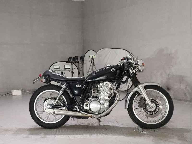 Yamaha SR400 2016