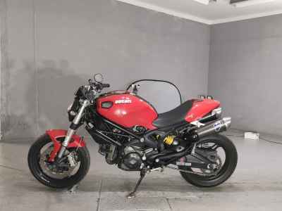 Ducati Monster 696 2009