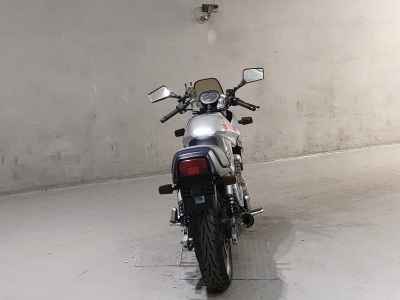 Suzuki GSX250S Katana