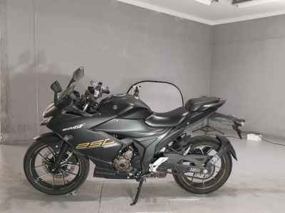 Suzuki Gixxer 250SF