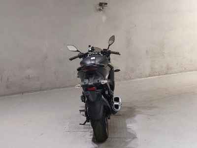 Suzuki Gixxer 250SF