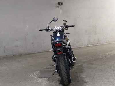 Kawasaki Z900RS 2023