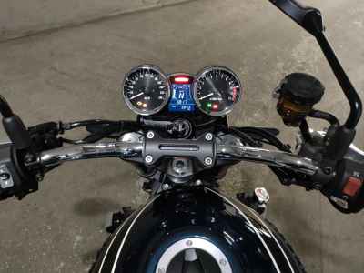 Kawasaki Z900RS 2023