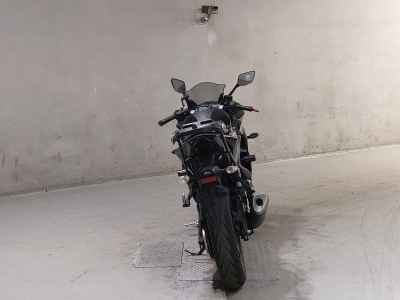 Yamaha YZF-R3 2018