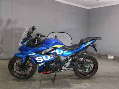 Suzuki GSX250R