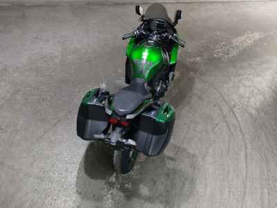 Kawasaki Ninja H2 SX 2021