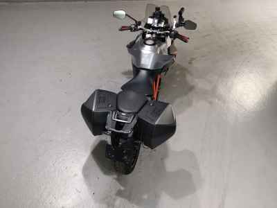 KTM 1290 Super Duke GT 2016