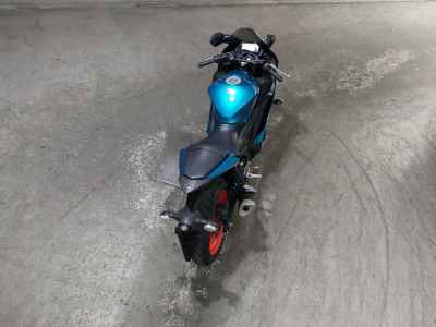 Yamaha YZF-R25