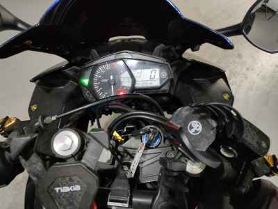 Yamaha YZF-R25 2016