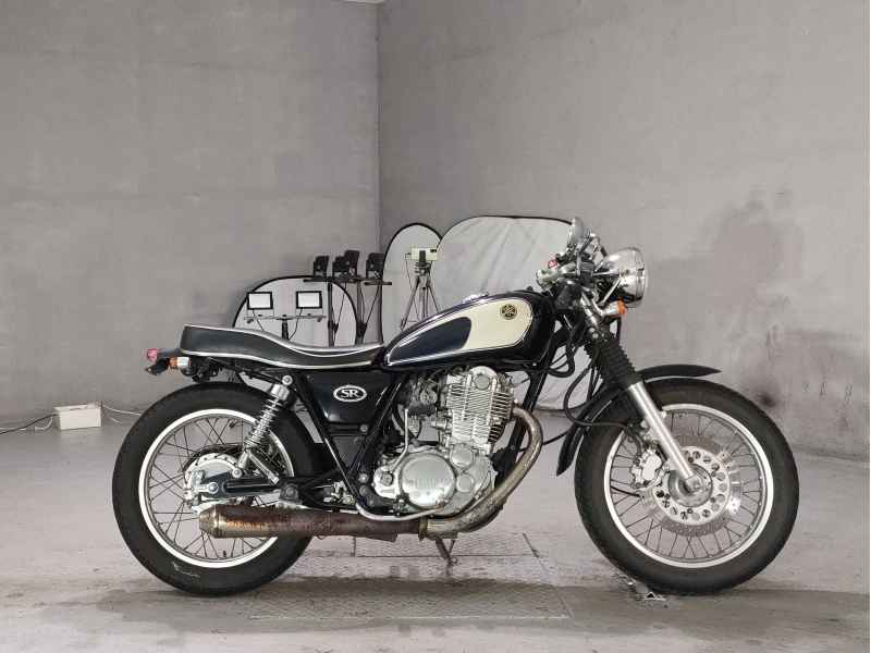 Yamaha SR400 2006