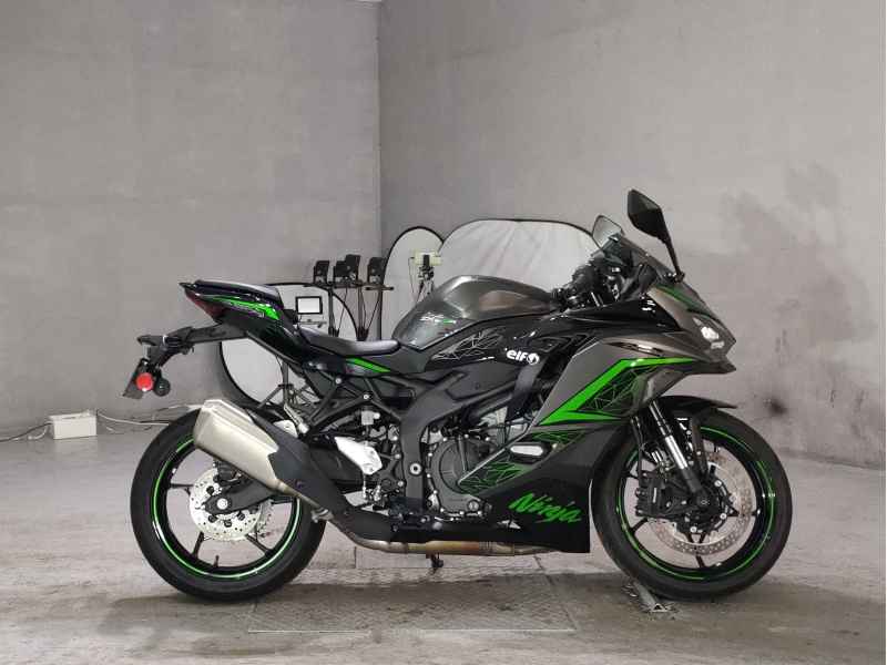 Kawasaki Ninja ZX-25R KRT Edition 2023