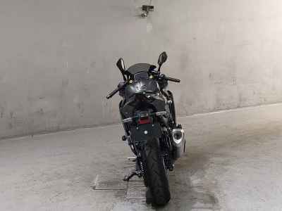Kawasaki Ninja ZX-25R KRT Edition 2023