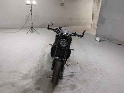 Yamaha XSR900 2023
