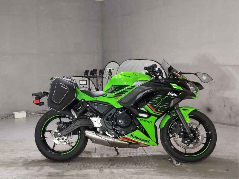 Kawasaki Ninja 650 2023