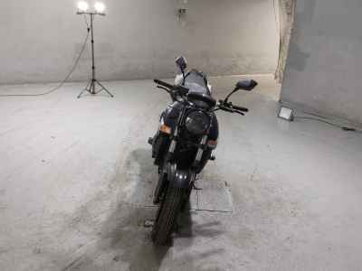 Suzuki GSR400 2010
