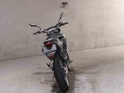 Husqvarna SM610 2006