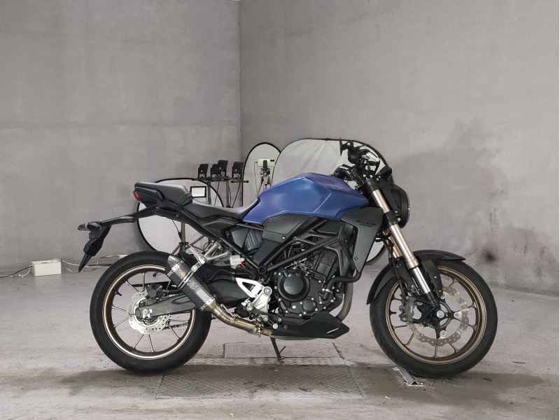 Honda CB250R 2019