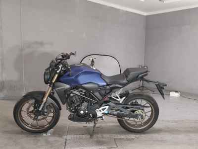 Honda CB250R 2019