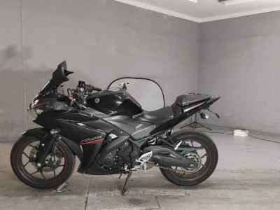 Yamaha YZF-R25 2018