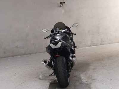 Kawasaki ZZR1400 2008