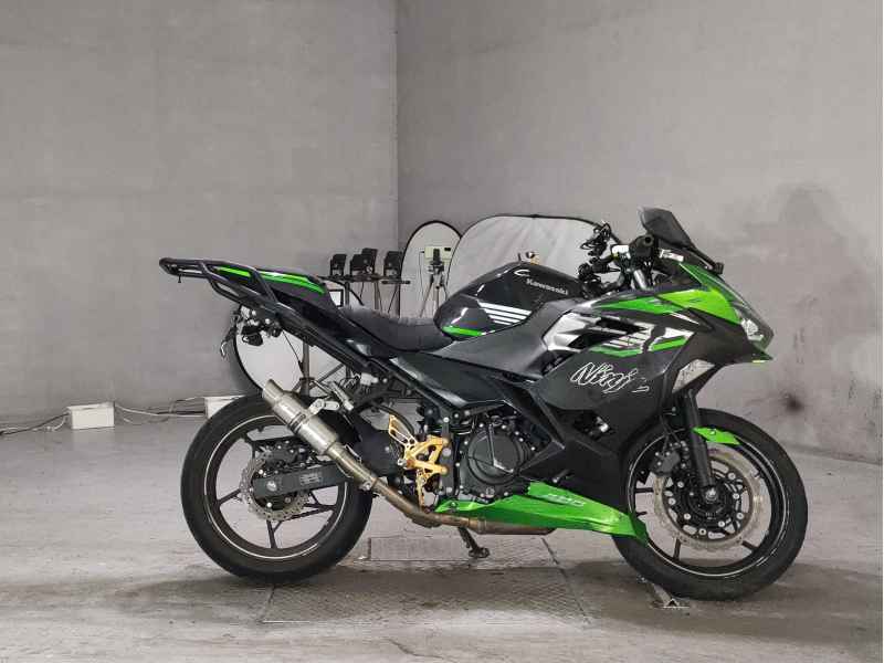 Kawasaki Ninja 400 2024