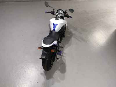 Suzuki GSR750 2011