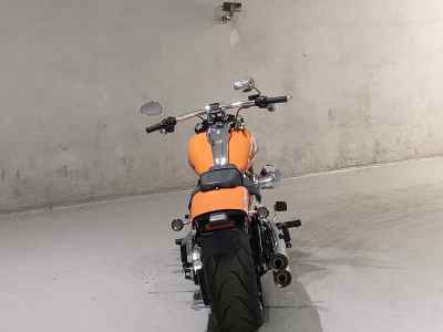 Harley-Davidson Breakout FXBR1920 2023