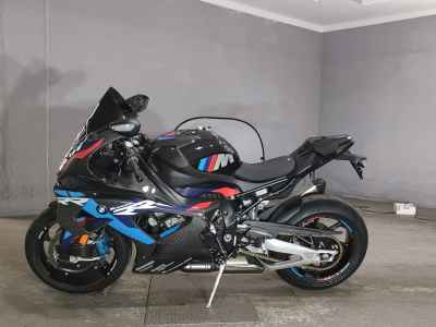BMW M1000RR 2023