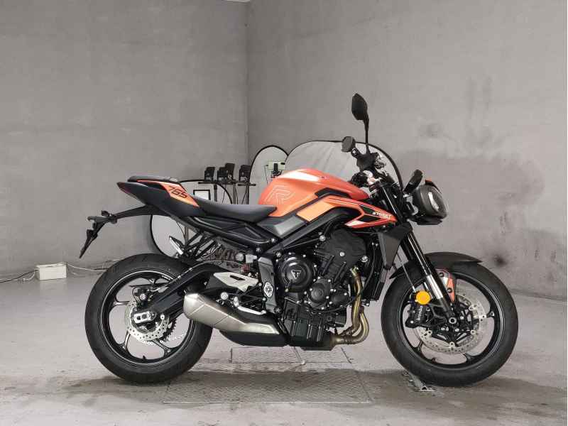 Triumph Street Triple 765 R 2026