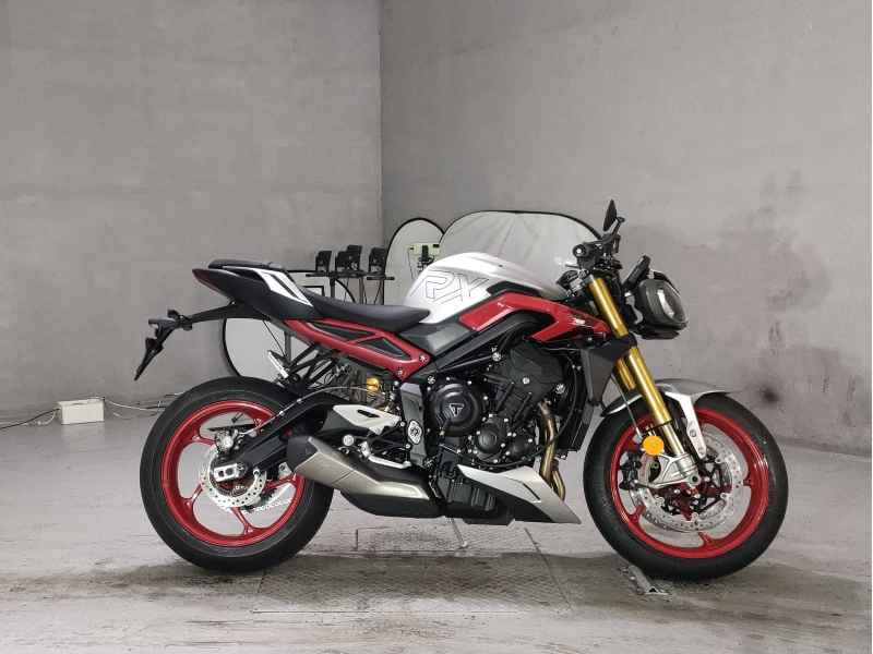 Triumph Street Triple RX 2026