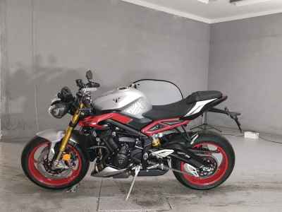 Triumph Street Triple RX 2026