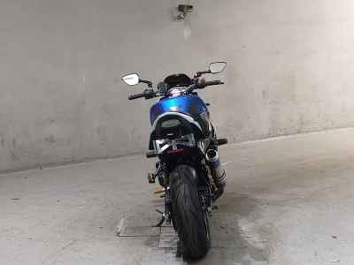 Suzuki GSR750 2013