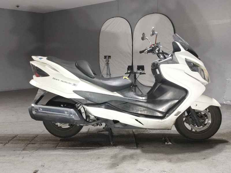 Suzuki Skywave 250S