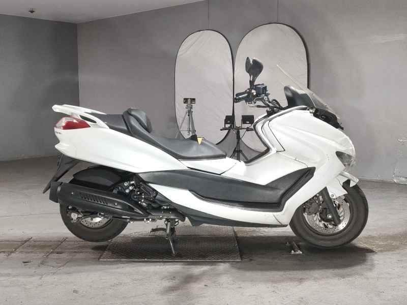Yamaha Majesty 250
