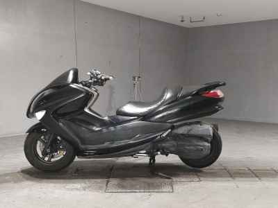 Yamaha Majesty 250