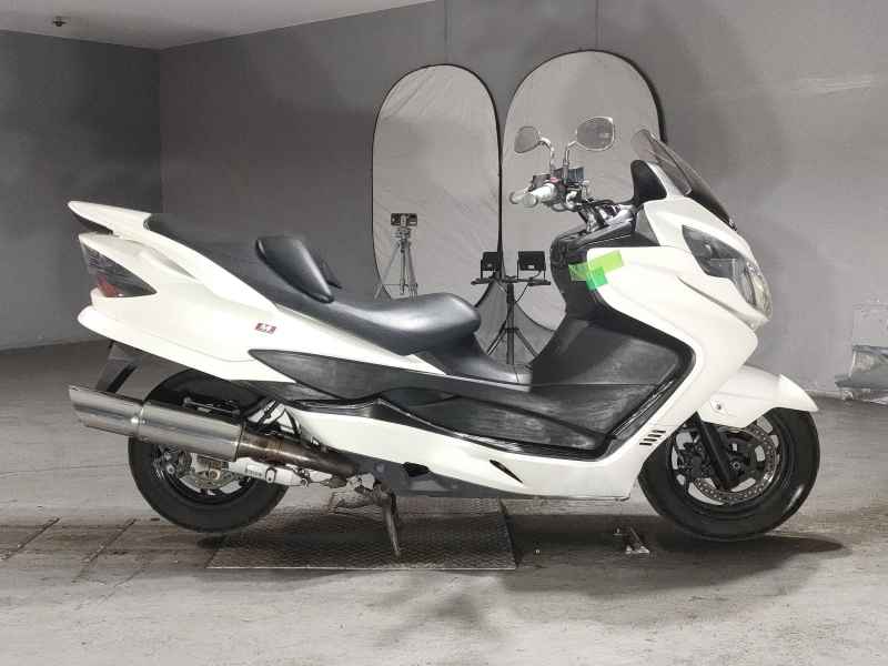 Suzuki Skywave 250M