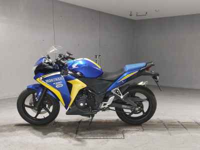 Honda CBR250R 2013